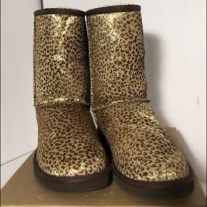 UGG CLASSIC SHORT LEOPARD CALF HAIR METALLIC GOLD BOOTS